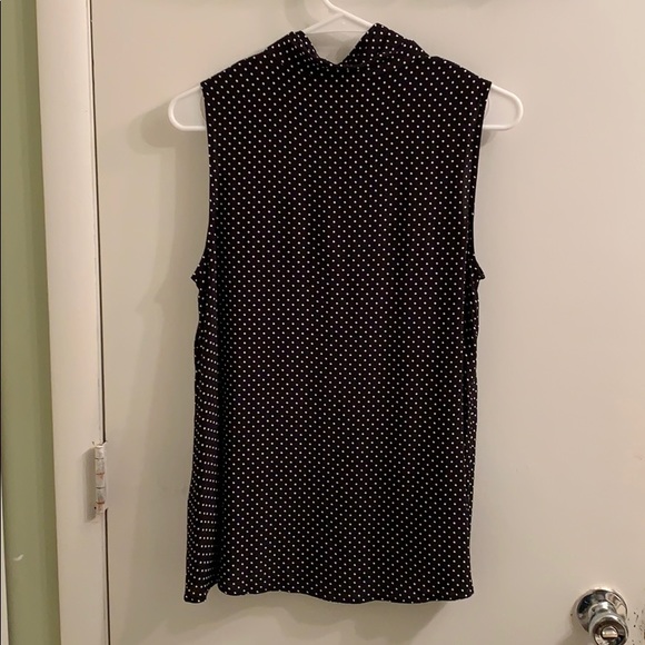 H & M Sleeveless Top - NWOT! - Picture 3 of 4